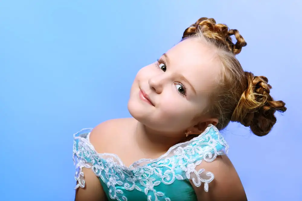 17 Makkelijke Meisjes Kapsels [2026 update]