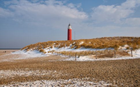 Vuurtoren-Texel-hartje-winter (1)