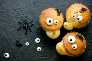 Cupcakes uitdelen