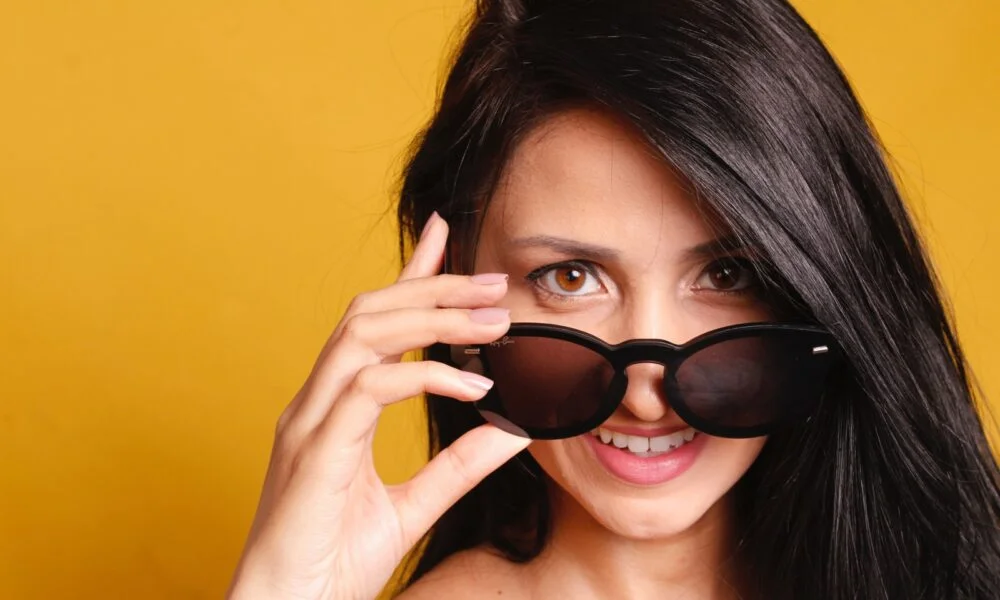 4 tips om te voorkomen dat een zonnebril van je neus glijdt