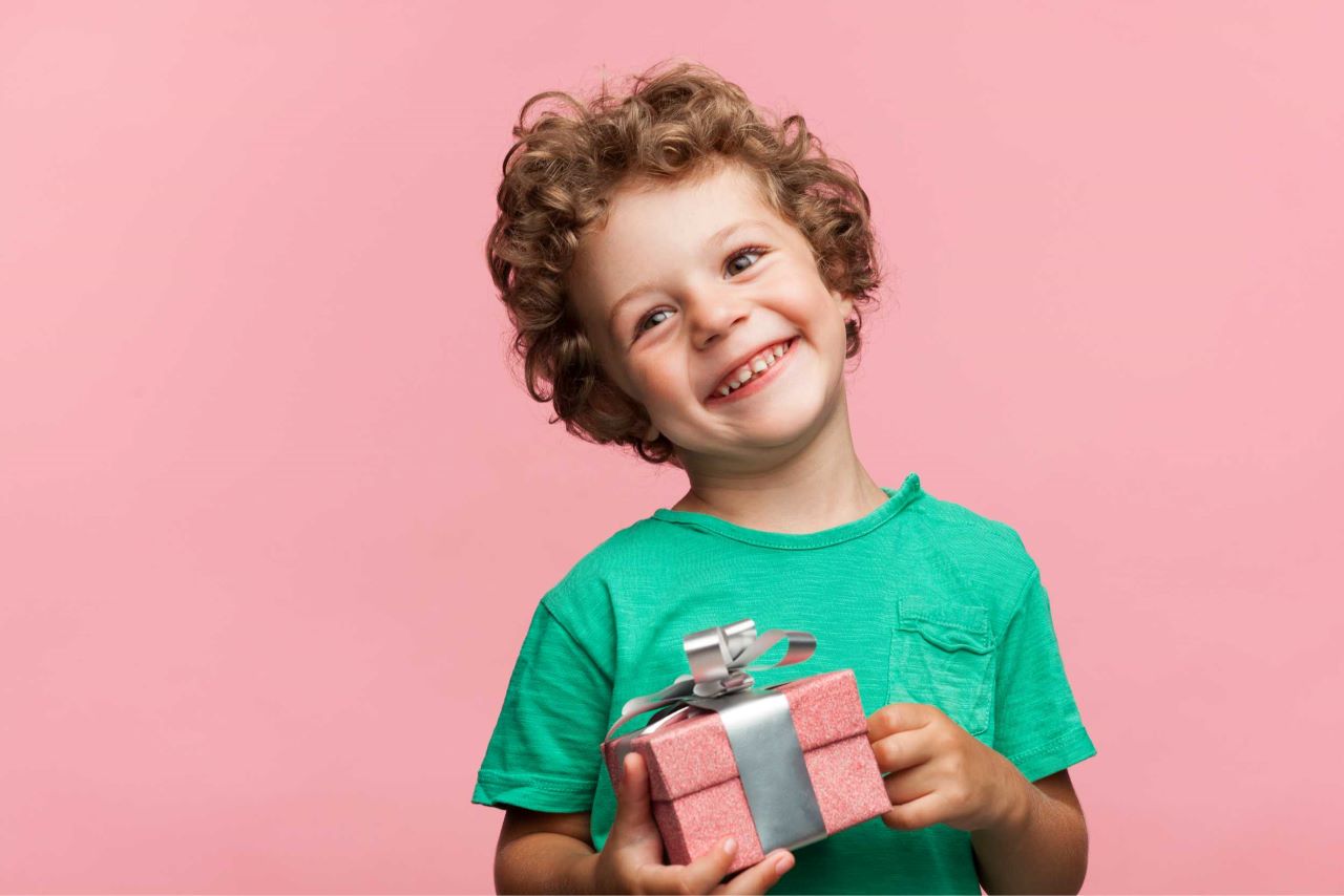 Ideeën voor uitdeelcadeautjes na een kinderfeestje