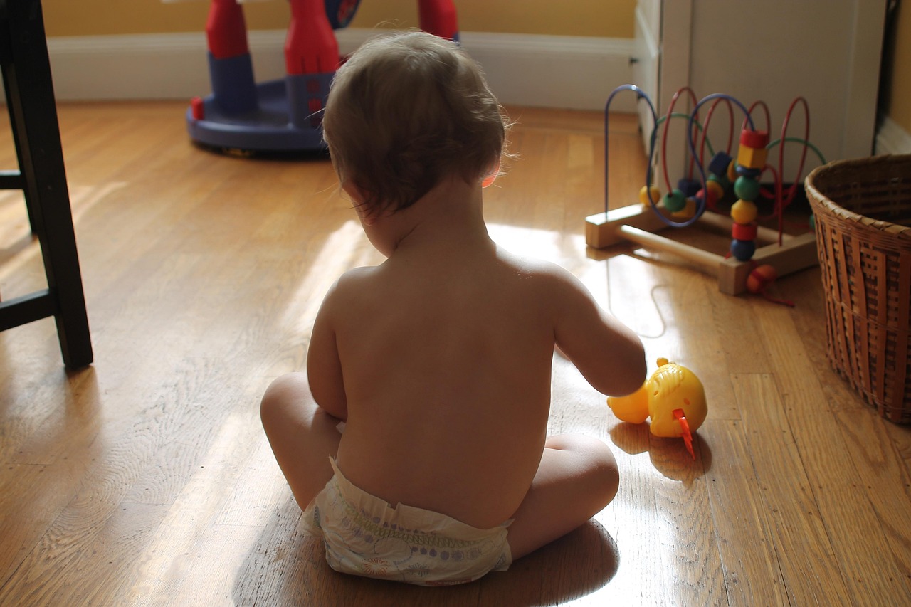 Van kindertekening op de muur tot omgestoten tablet: wat dekt je inboedelverzekering eigenlijk?