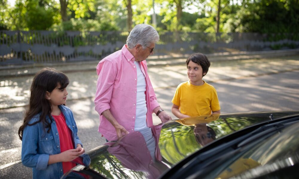 Alles waar je op moet letten bij de aanschaf van een auto voor je kind