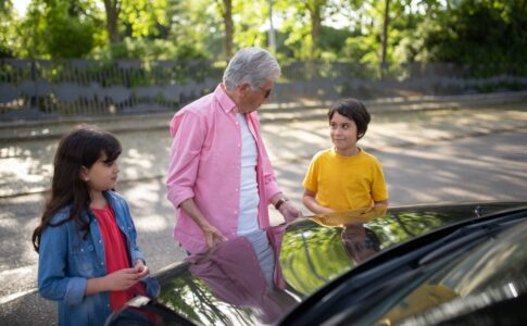 Alles waar je op moet letten bij de aanschaf van een auto voor je kind